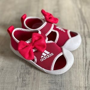 altaventure minnie shoes